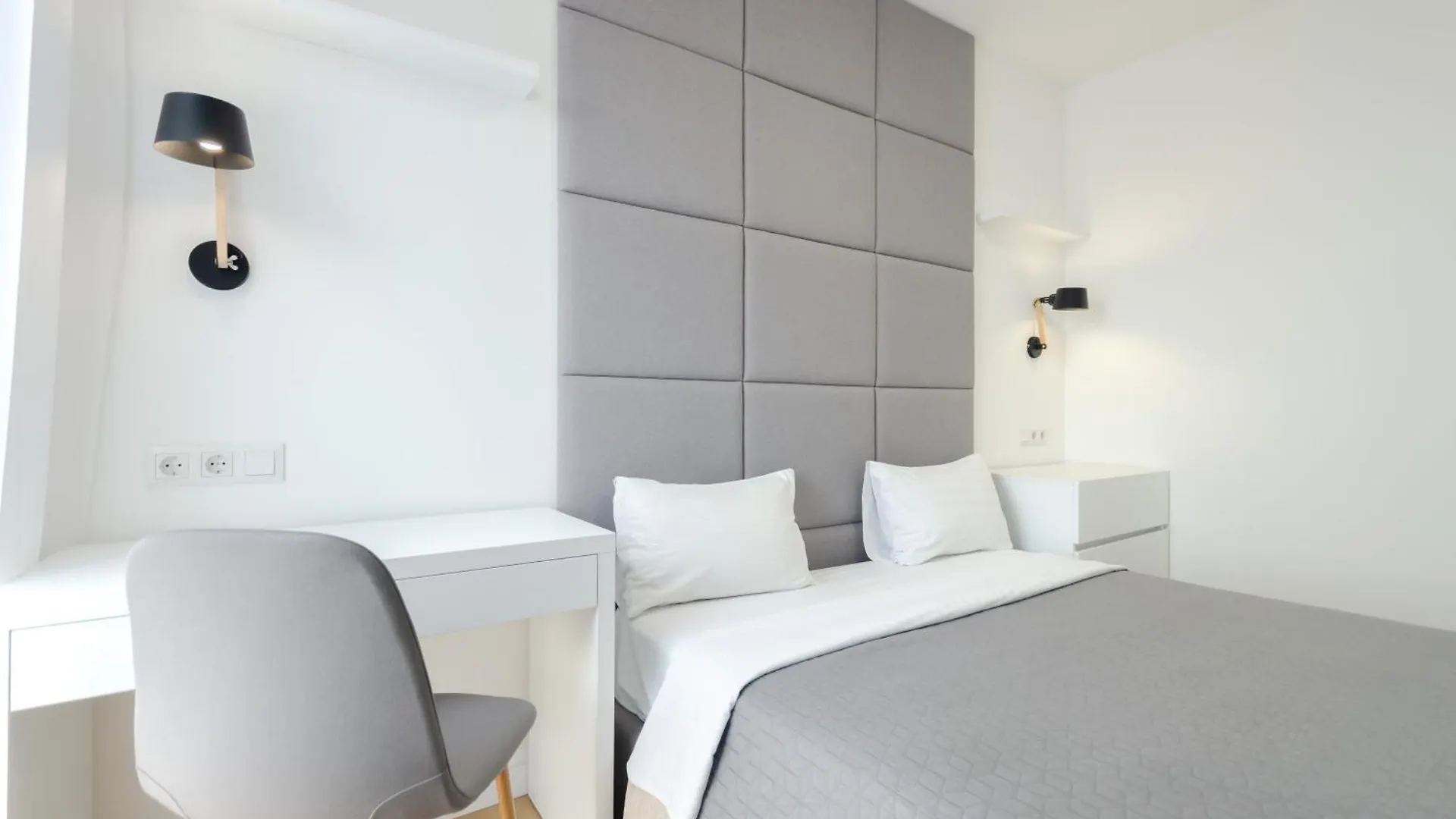 Petrovdom 234-241-86-96 In City View Apartments At Rc Kvartet,Near Central Railway Station Kiev 0*,  Ukrayna
