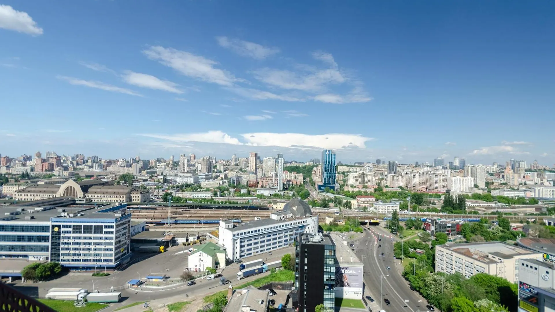 Petrovdom 234-241-86-96 In City View Apartments At Rc Kvartet,Near Central Railway Station Kiev 0*,