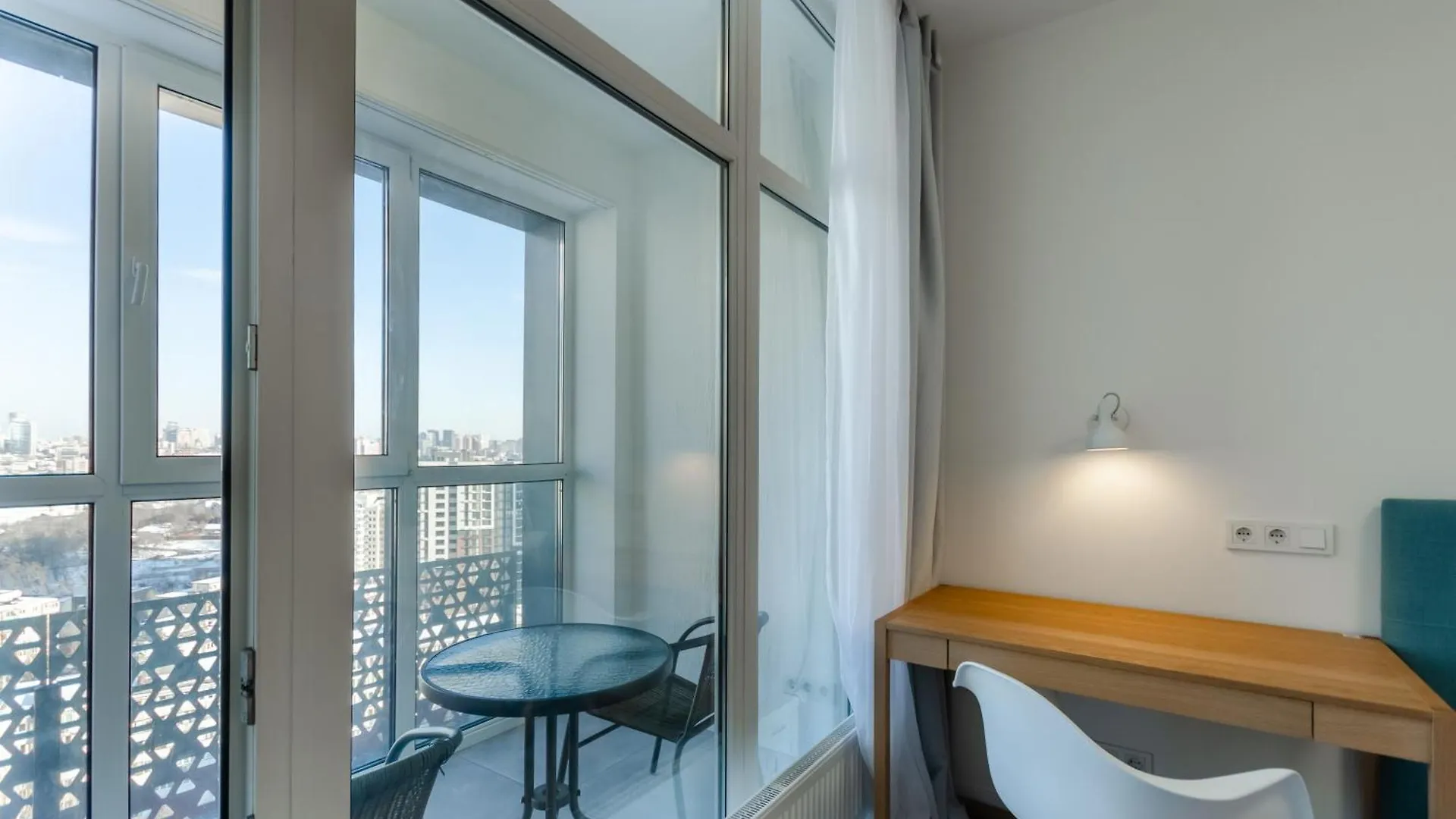 Petrovdom 234-241-86-96 In City View Apartments At Rc Kvartet,Near Central Railway Station Kiev