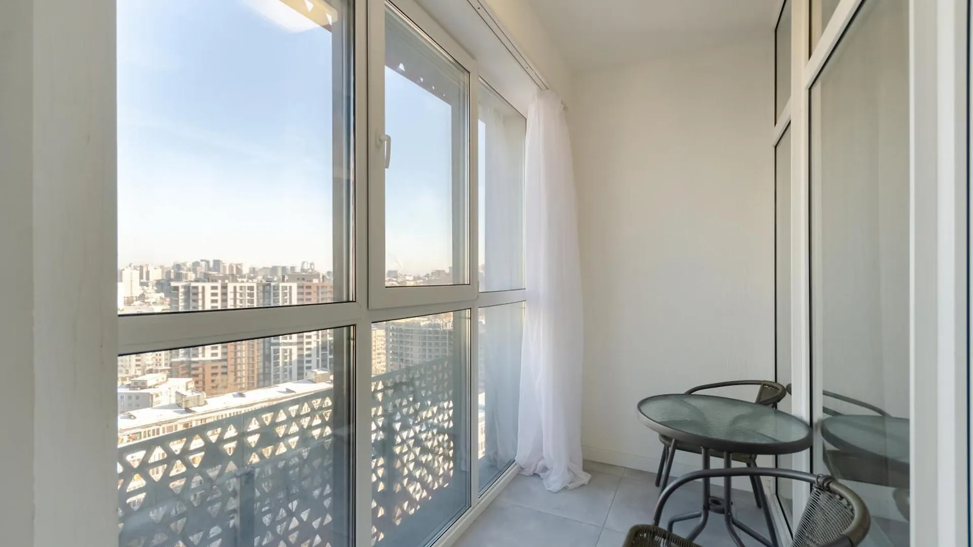 Petrovdom 234-241-86-96 In City View Apartments At Rc Kvartet,Near Central Railway Station Kiev