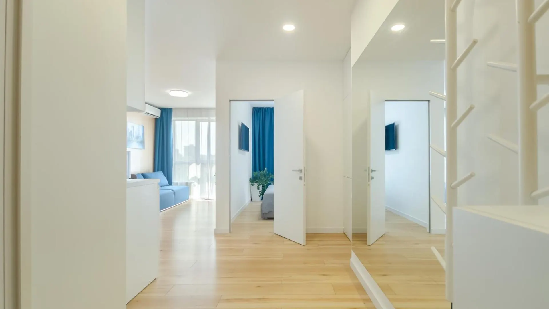 Petrovdom 234-241-86-96 In City View Apartments At Rc Kvartet,Near Central Railway Station Kijów Ukraina