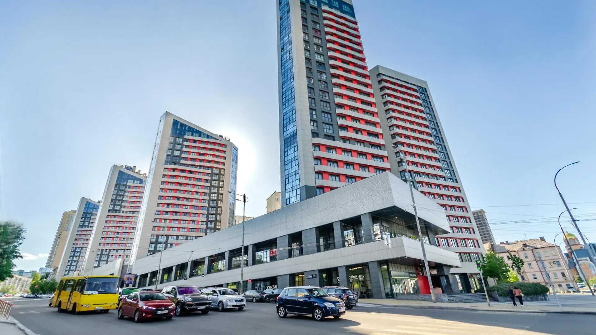 Petrovdom 234-241-86-96 In City View Apartments At Rc Kvartet,Near Central Railway Station Kyiv